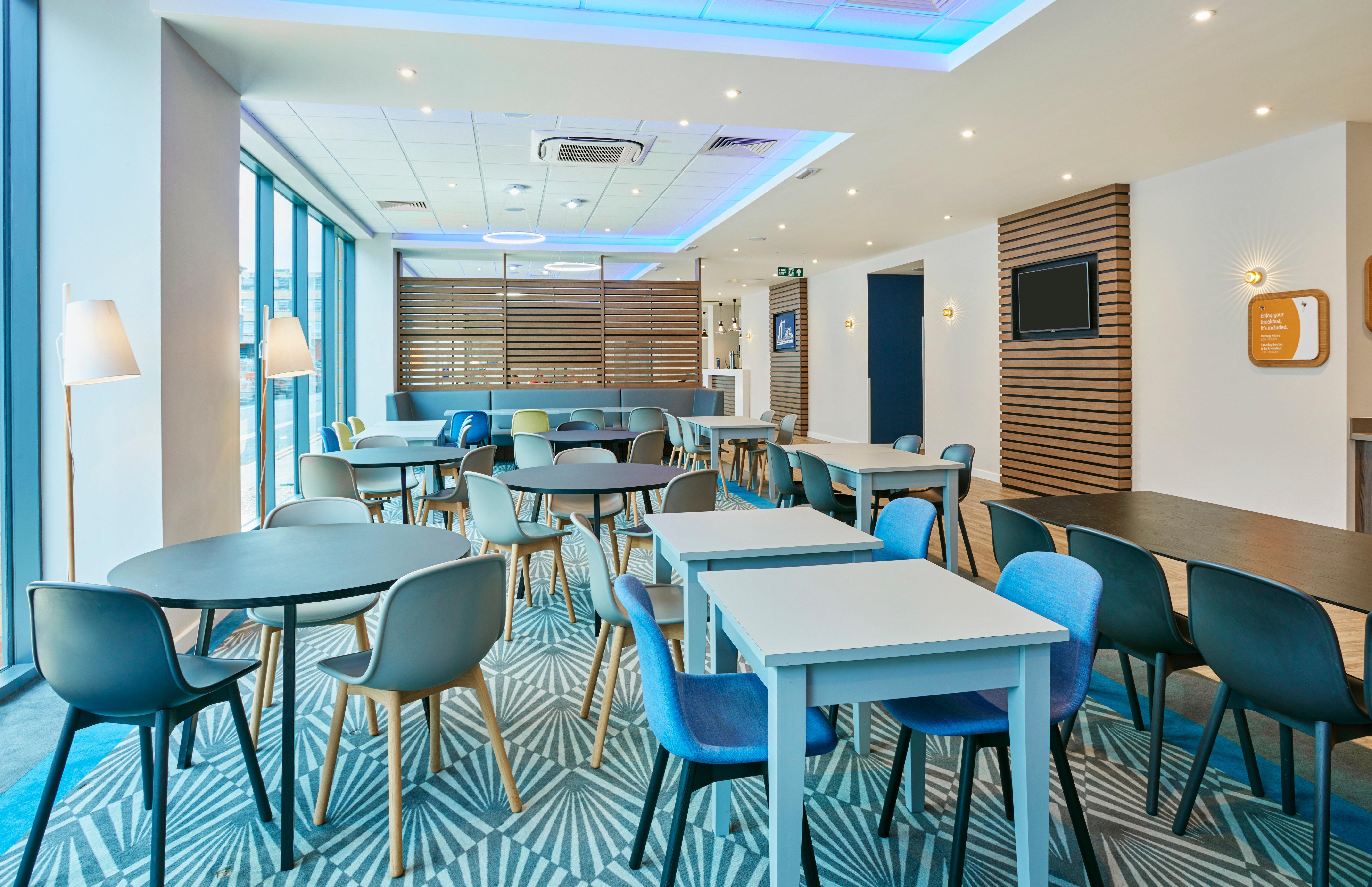 Holiday Inn Express Grimsby By Ihg Buitenkant foto