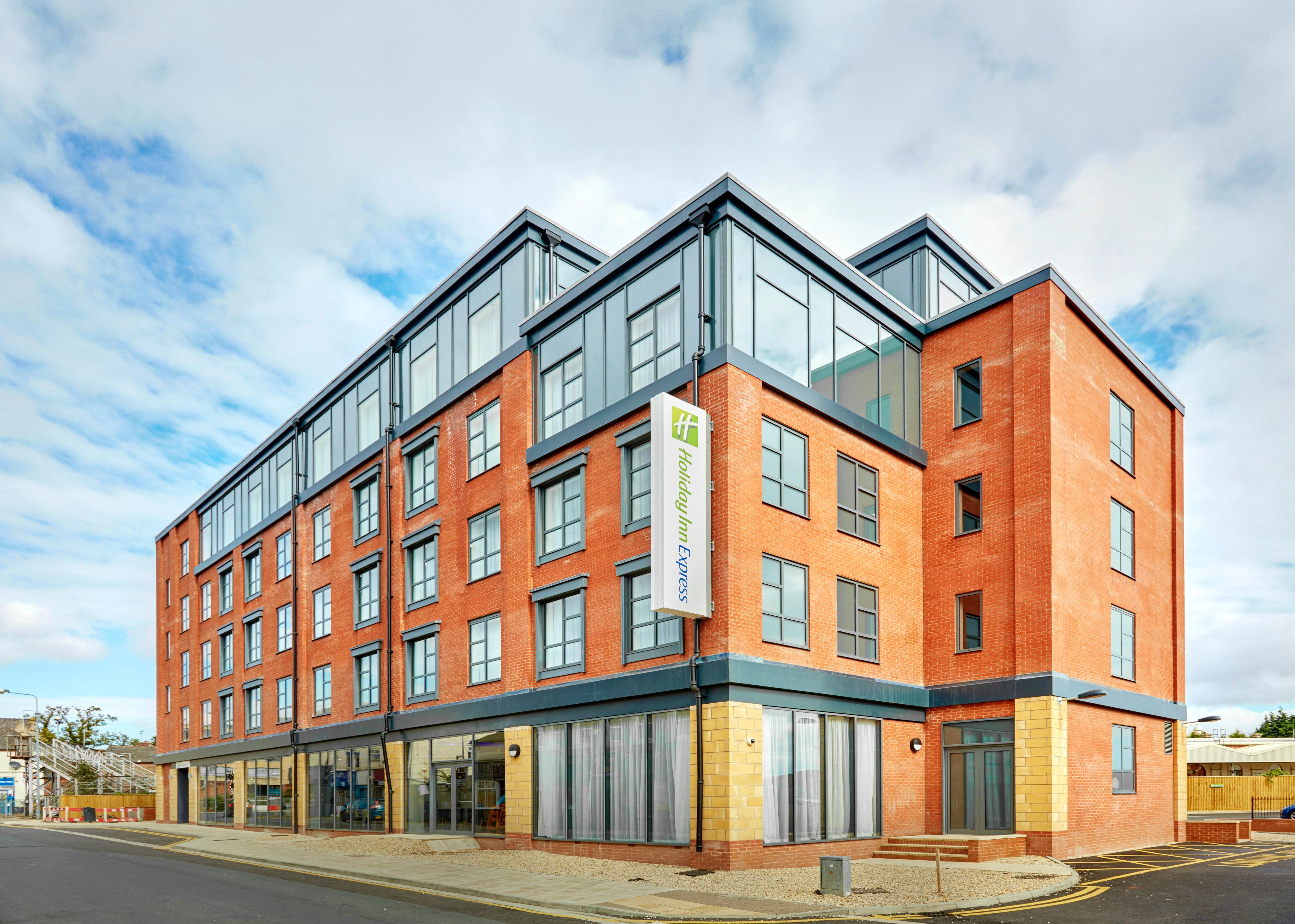 Holiday Inn Express Grimsby, An Ihg Hotel Buitenkant foto